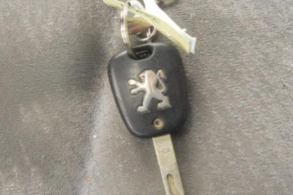Serrure arriere droit PEUGEOT 307