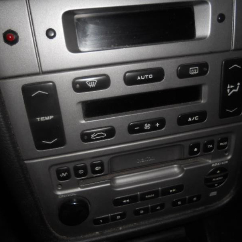 Leve vitre electrique arriere droit PEUGEOT 406 Photo n°9