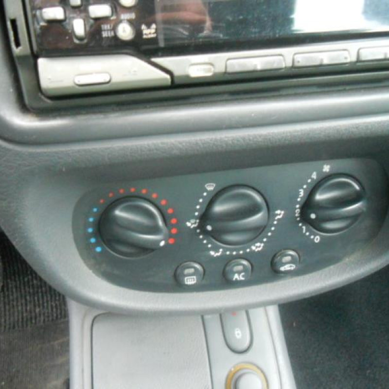 Retroviseur gauche RENAULT CLIO 2 Photo n°9