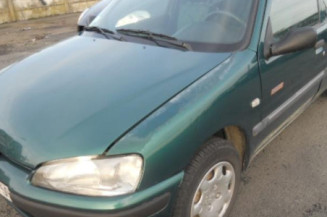Interrupteur de leve vitre avant gauche PEUGEOT 106