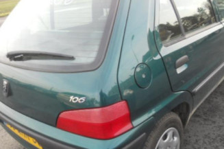 Interrupteur de leve vitre avant gauche PEUGEOT 106