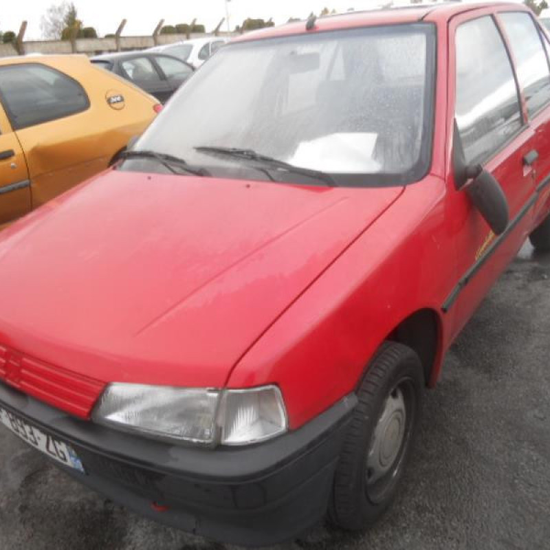 Bras essuie glace arriere PEUGEOT 106 Photo n°1