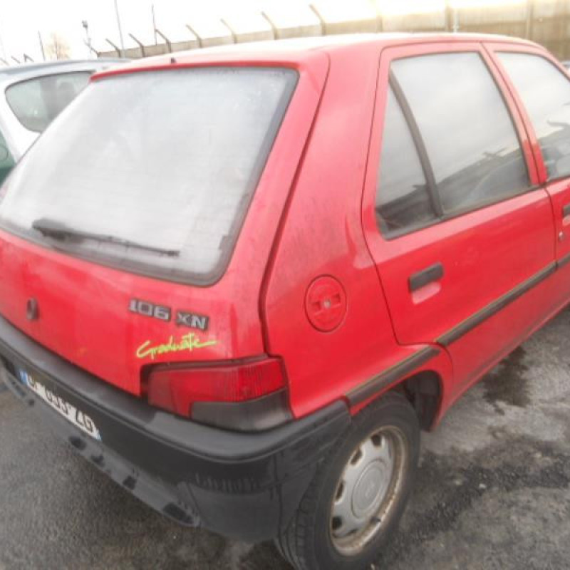 Bras essuie glace arriere PEUGEOT 106 Photo n°3