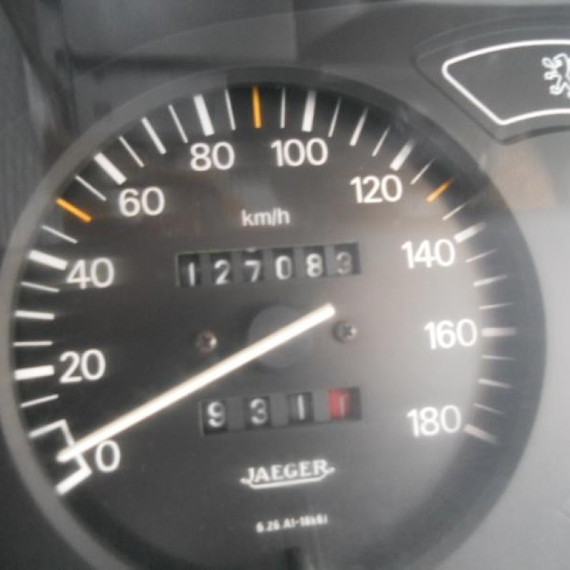 Bras essuie glace arriere PEUGEOT 106 Photo n°7