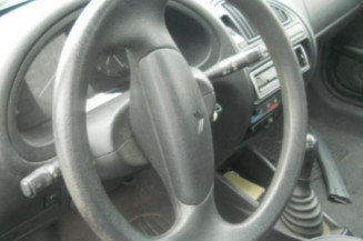 Leve vitre mecanique avant droit CITROEN SAXO