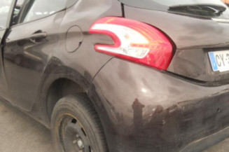 Serrure arriere gauche PEUGEOT 208 1