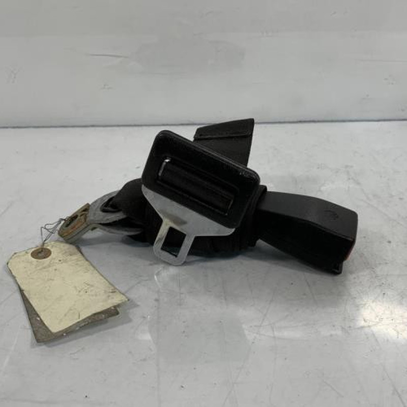 Attache ceinture arriere gauche BMW SERIE 3 E46 Photo n°3