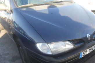 Fermeture de capot RENAULT SCENIC 1