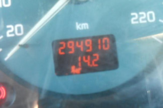 Fermeture de capot RENAULT SCENIC 1