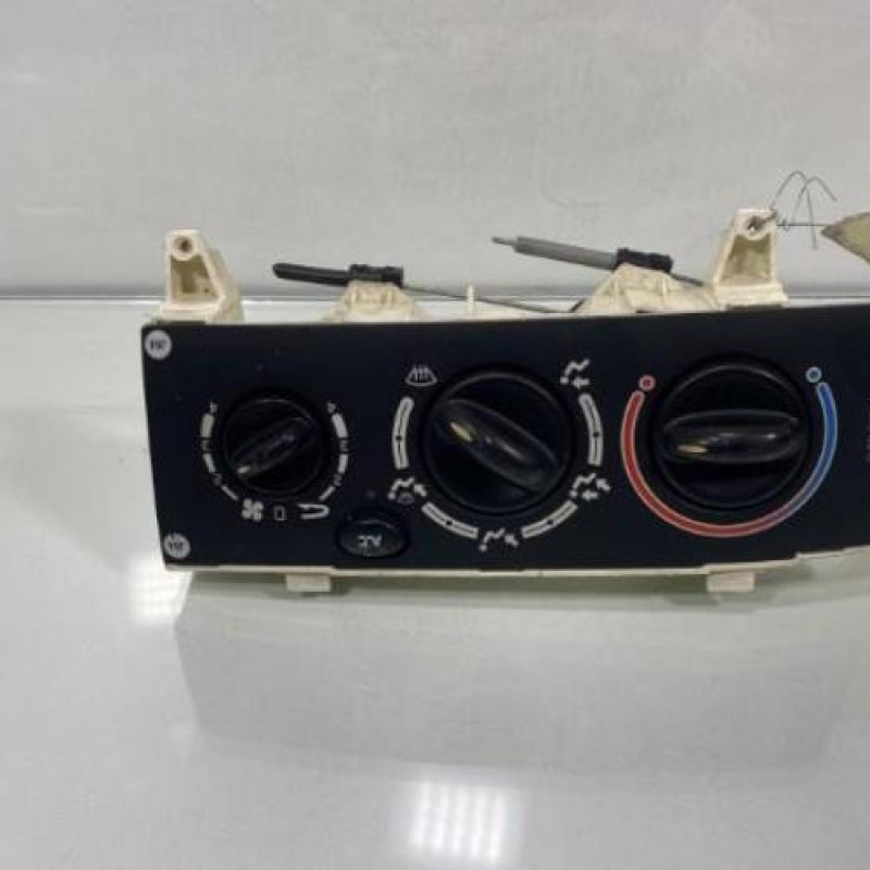 Commande chauffage RENAULT SCENIC 1 Photo n°1