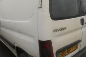 Bras essuie glace avant droit PEUGEOT PARTNER 1