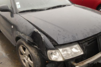Bras essuie glace arriere AUDI A3 1