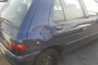 Boite a gants RENAULT CLIO 1