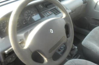 Boite a gants RENAULT CLIO 1