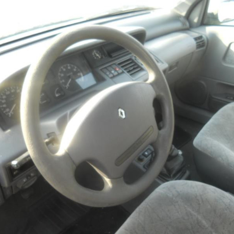 Boite a gants RENAULT CLIO 1 Photo n°7