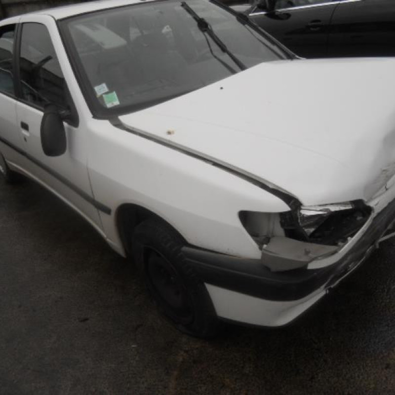 Poignee interieur avant droit PEUGEOT 306 Photo n°5