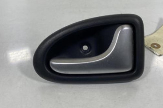 Poignee interieur arriere droit RENAULT CLIO 2 Photo n°1