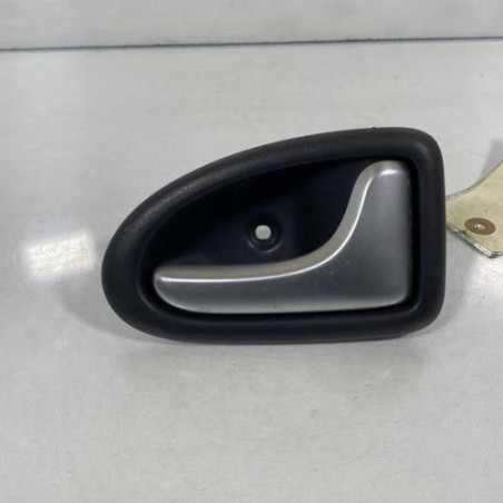 Poignee interieur arriere droit RENAULT CLIO 2 Photo n°1