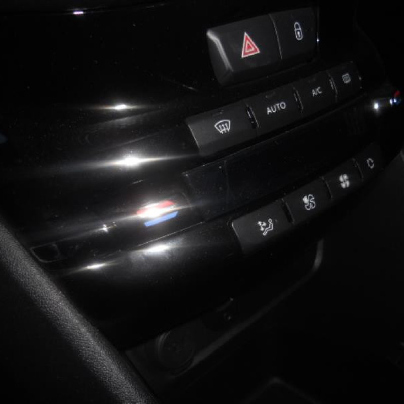 Bras essuie glace arriere PEUGEOT 2008 1 Photo n°9