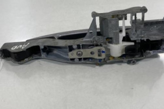 Poignee porte avant droit PEUGEOT 2008 1