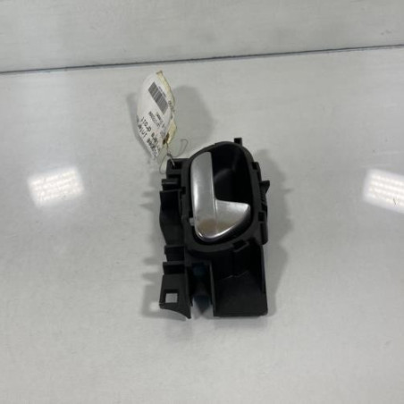 Poignee interieur arriere droit PEUGEOT 2008 1