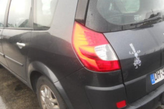 Poignee interieur arriere droit RENAULT GRAND SCENIC 2