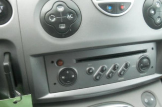Poignee interieur arriere droit RENAULT GRAND SCENIC 2