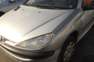 Boite de vitesses PEUGEOT 206 Photo n°1