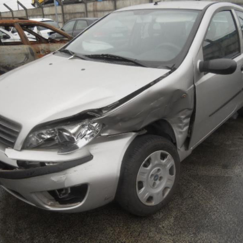 Feu arriere principal droit (feux) FIAT PUNTO 2 Photo n°3
