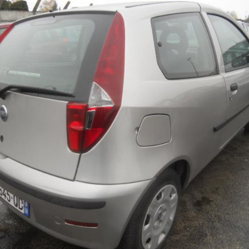 Feu arriere principal droit (feux) FIAT PUNTO 2 Photo n°5