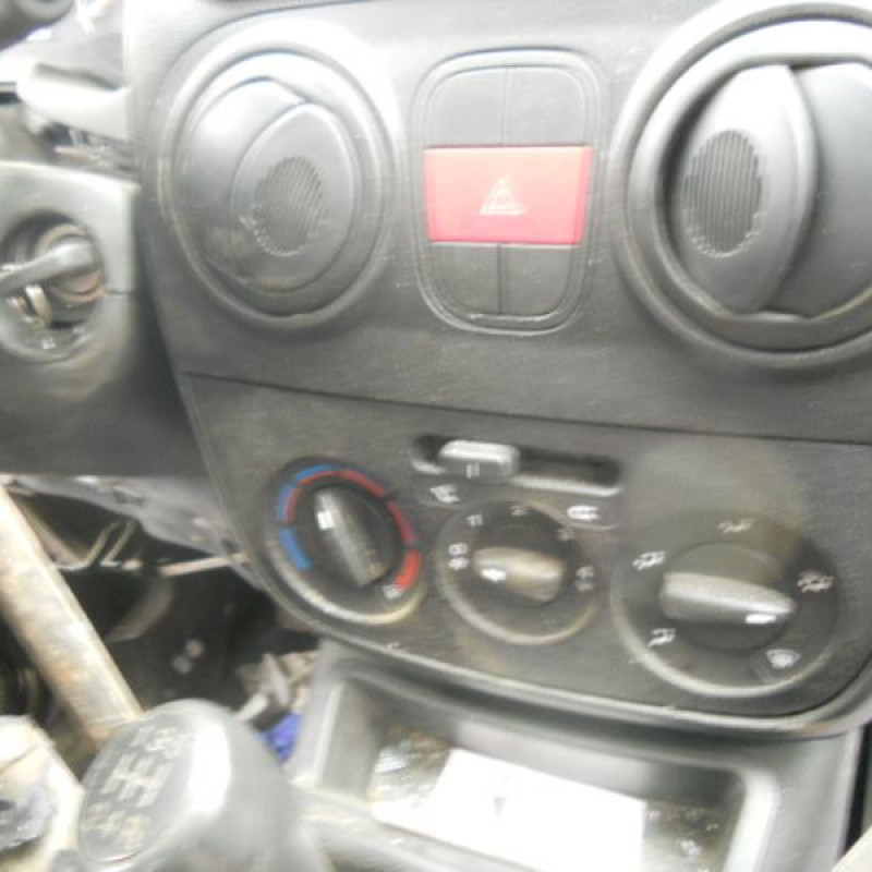 Etrier avant droit (freinage) CITROEN NEMO Photo n°8