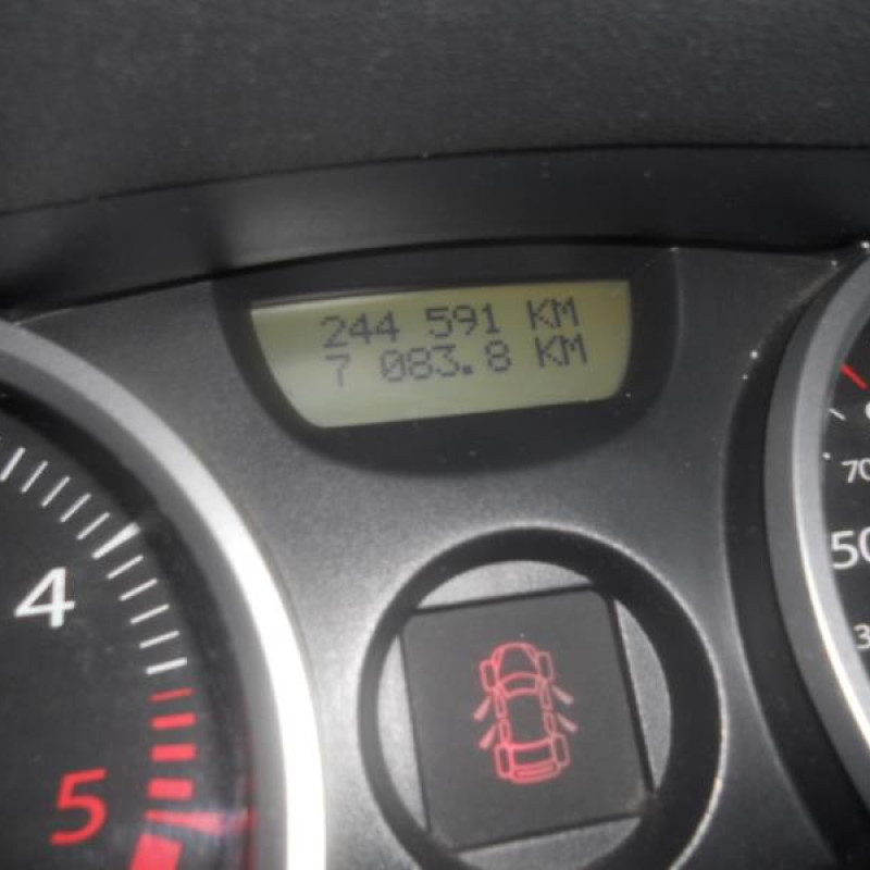 Bouton de warning RENAULT MEGANE 2 Photo n°10