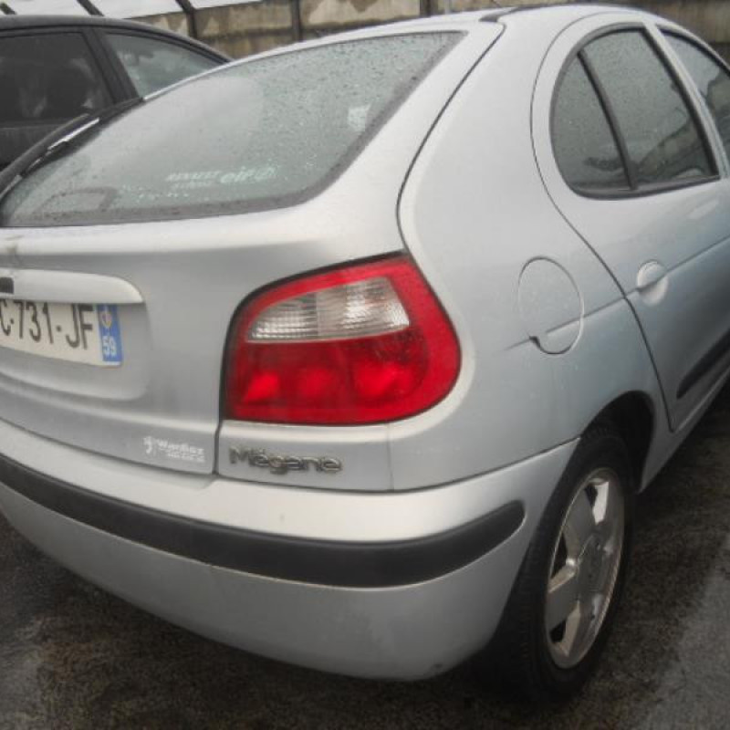 Retroviseur droit RENAULT MEGANE 1 Photo n°6