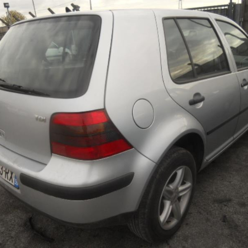 Bras essuie glace arriere VOLKSWAGEN GOLF 4 Photo n°3