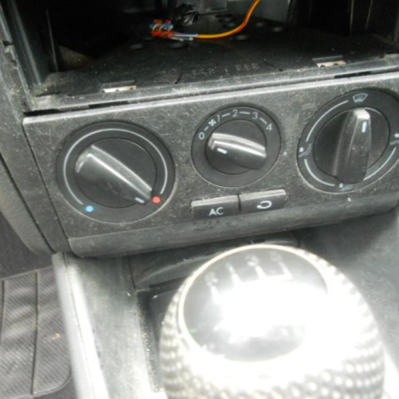 Bras essuie glace arriere VOLKSWAGEN GOLF 4 Photo n°7