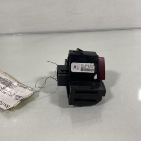Bouton de warning OPEL CORSA D