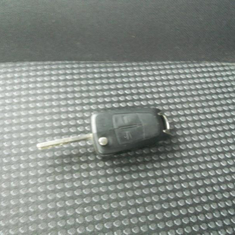 Bouton de warning OPEL CORSA D Photo n°11