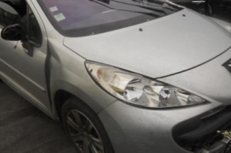 Bras essuie glace avant droit PEUGEOT 207