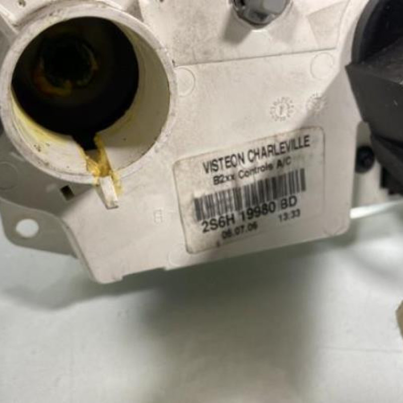 Commande chauffage FORD FIESTA 5 Photo n°3