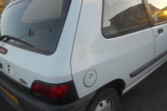 Bras essuie glace avant droit RENAULT CLIO 1
