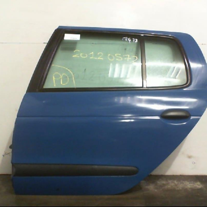 Porte arriere gauche RENAULT MEGANE 1 Photo n°1