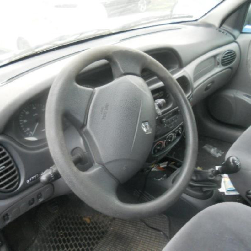 Porte arriere gauche RENAULT MEGANE 1 Photo n°7