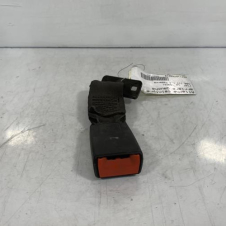 Attache ceinture arriere gauche FIAT 500 2