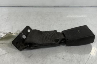 Attache ceinture arriere gauche FIAT 500 2
