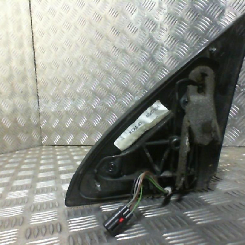 Retroviseur droit FORD FOCUS 1 Photo n°3