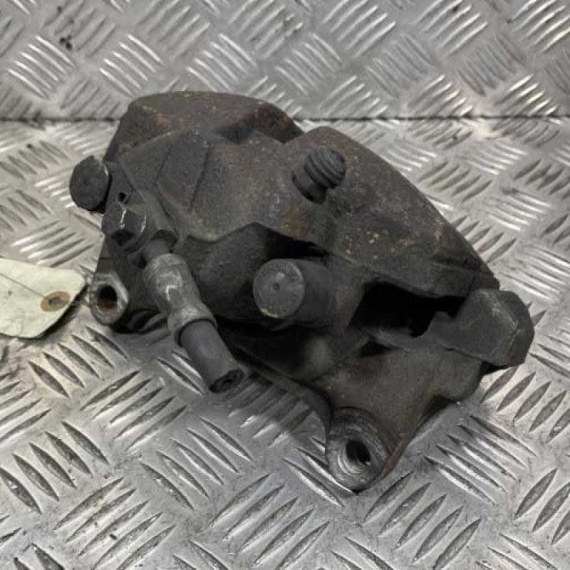 Etrier avant droit (freinage) AUDI A3 2 Photo n°4