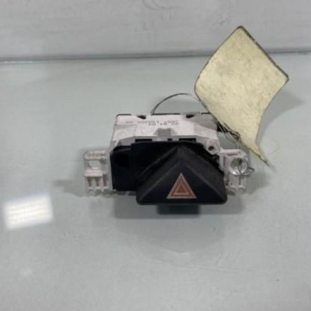 Bouton de warning FORD FOCUS 1 Photo n°1