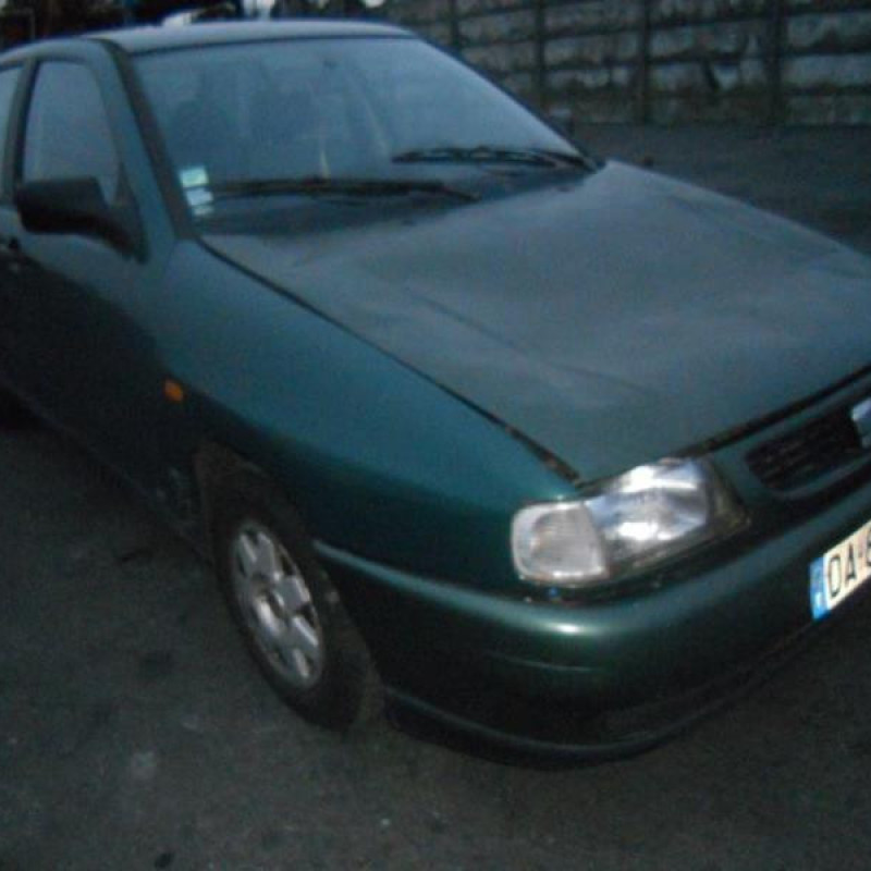 Trappe d'essence SEAT IBIZA 2 Photo n°5