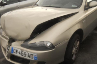 Bras essuie glace avant gauche ALFA ROMEO 147 Photo n°1