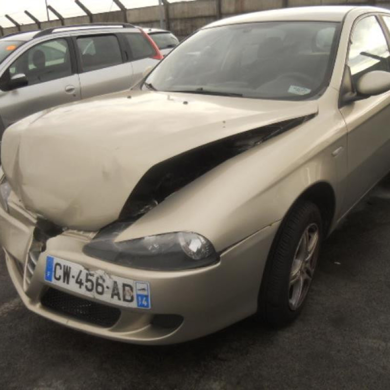 Bras essuie glace avant gauche ALFA ROMEO 147 Photo n°1